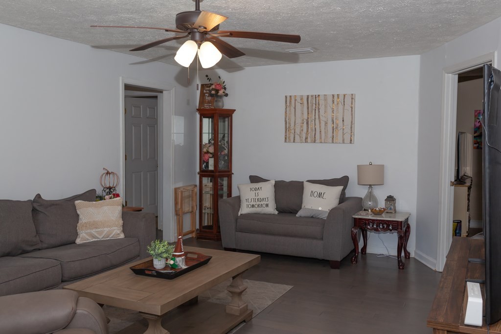 E Ware St #1 - Photo 5 of 10