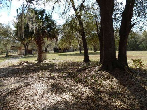 635 Lake Susan Rd - Photo 2 of 13