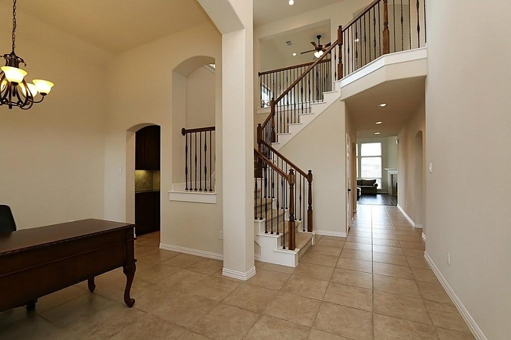 12222 Cobble Cove Cir - Photo 3 of 32