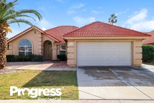 707 W Mesquite St - Photo 1 of 1