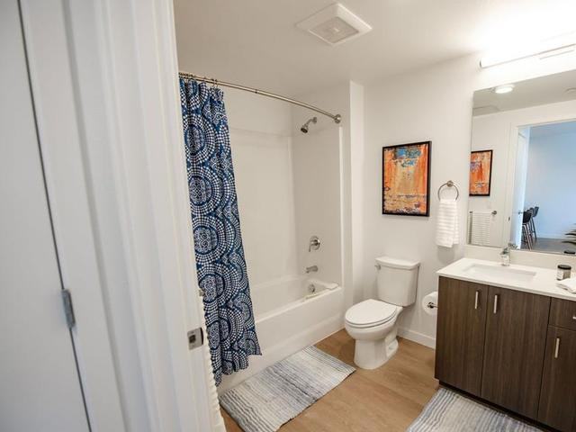 3309 N Mississippi Ave - Photo 4 of 23