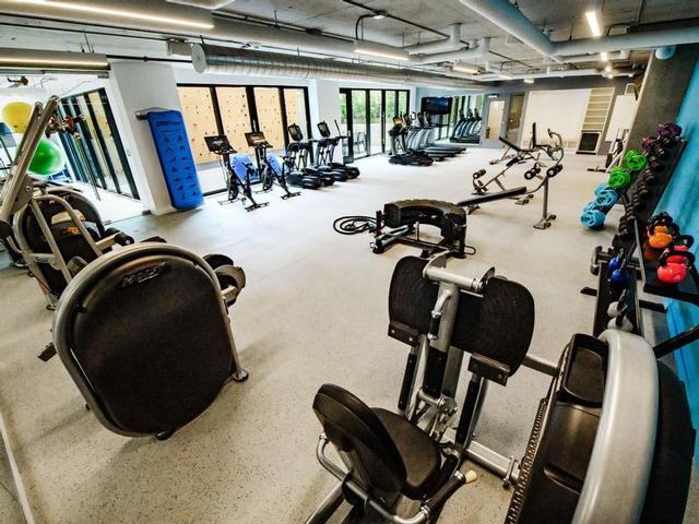 3309 N Mississippi Ave - Photo 2 of 23