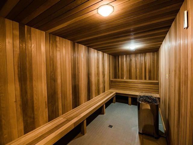 3309 N Mississippi Ave - Photo 3 of 23