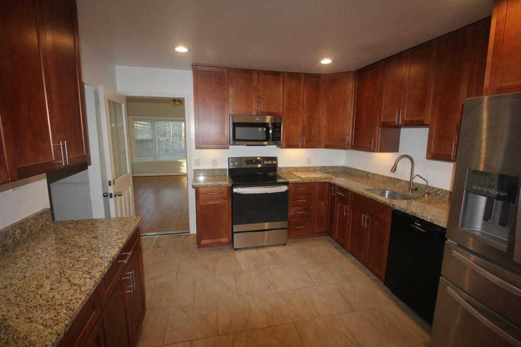 9944 Murnane St - Photo 3 of 29