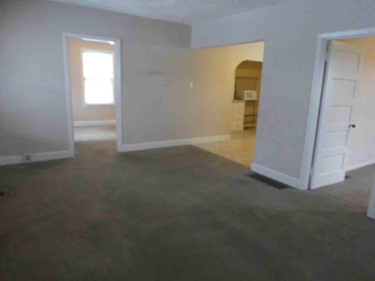 2333 Se Tacoma St #1 - Photo 2 of 32