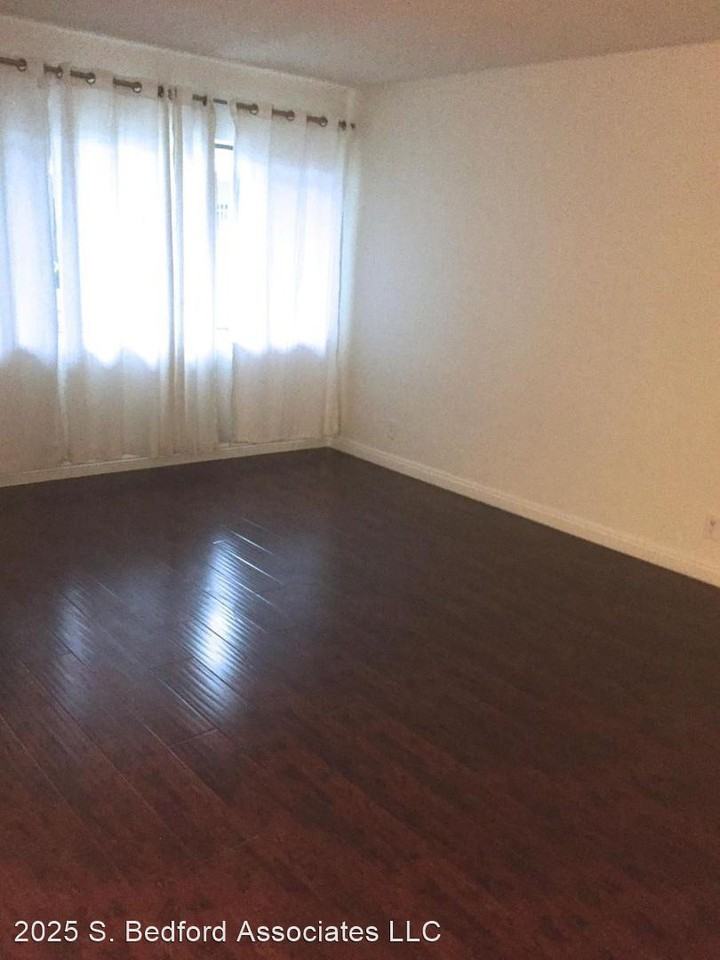 2025 S. Bedford Street - Photo 2 of 11