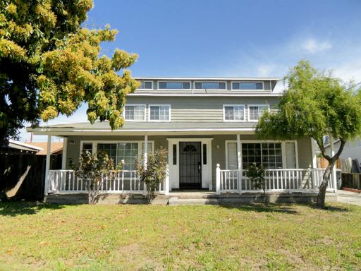 17880 Garden Way - Photo 2 of 10