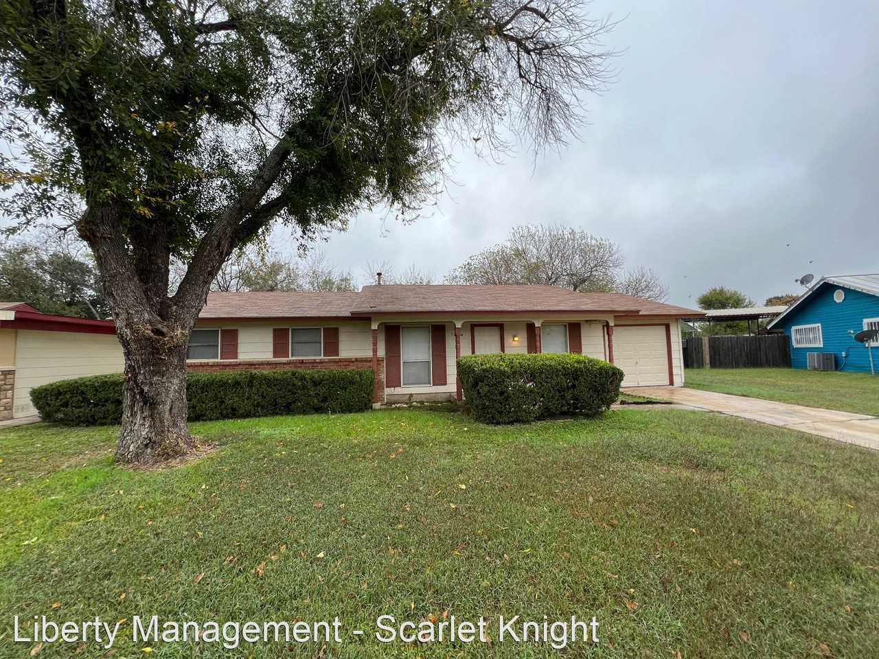 7454 Lancewood Dr - Photo 2 of 27