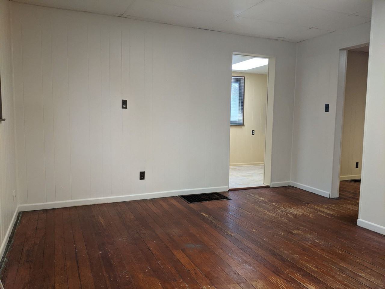 1723 N 11th St - Photo 2 of 6