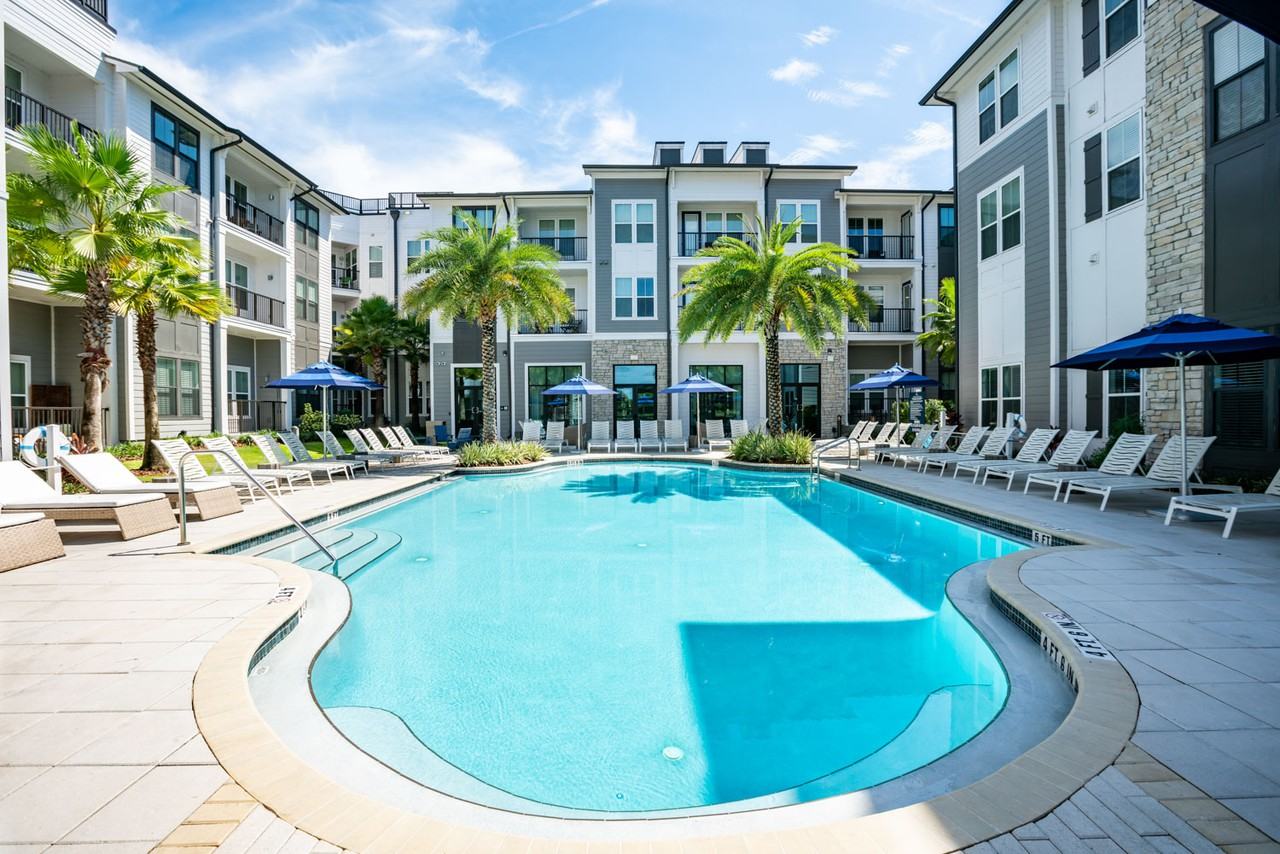 The Adeline - Photo 3 of 22