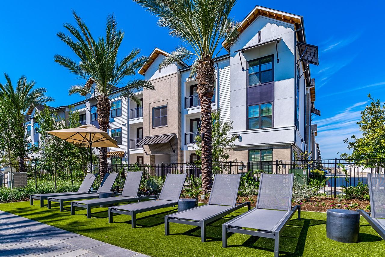 Alys Crossing Apartments - Photo 7 of 50