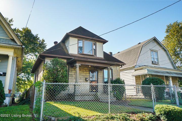 414 East Lee Street - Photo 3 of 17