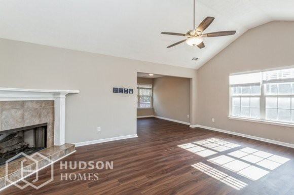 140 Victoria Blvd - Photo 2 of 15