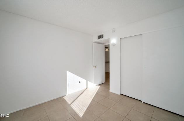 1362 North Riverview Boulevard - Photo 3 of 5