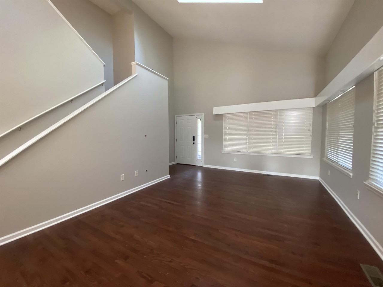 137 Wildwood Forest Ln #1 - Photo 4 of 15
