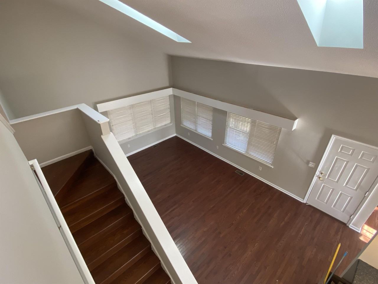 137 Wildwood Forest Ln #1 - Photo 5 of 15