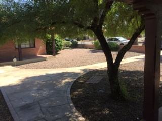 1335 E 9th St #1335 - Photo 4 of 19