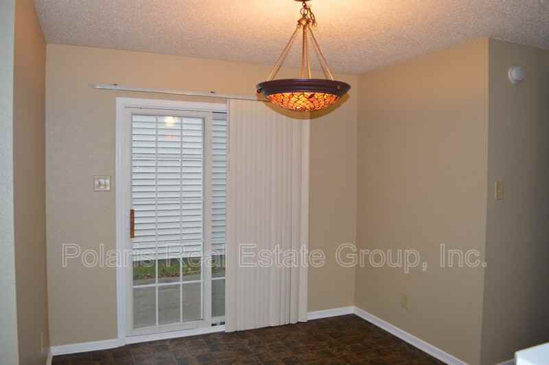 12830 Freedom Dr - Photo 5 of 21