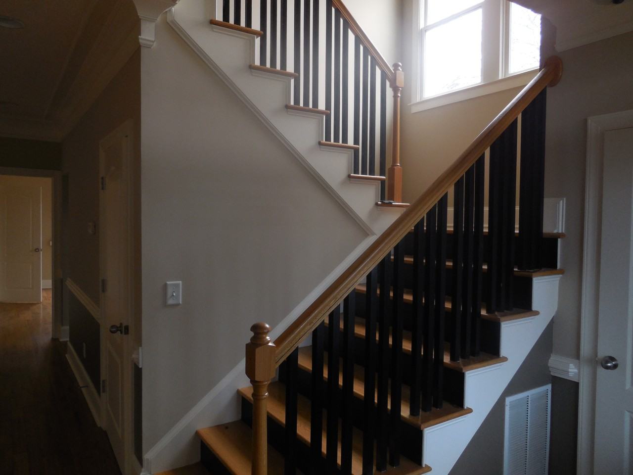 345 Chastain St SE - Photo 3 of 22