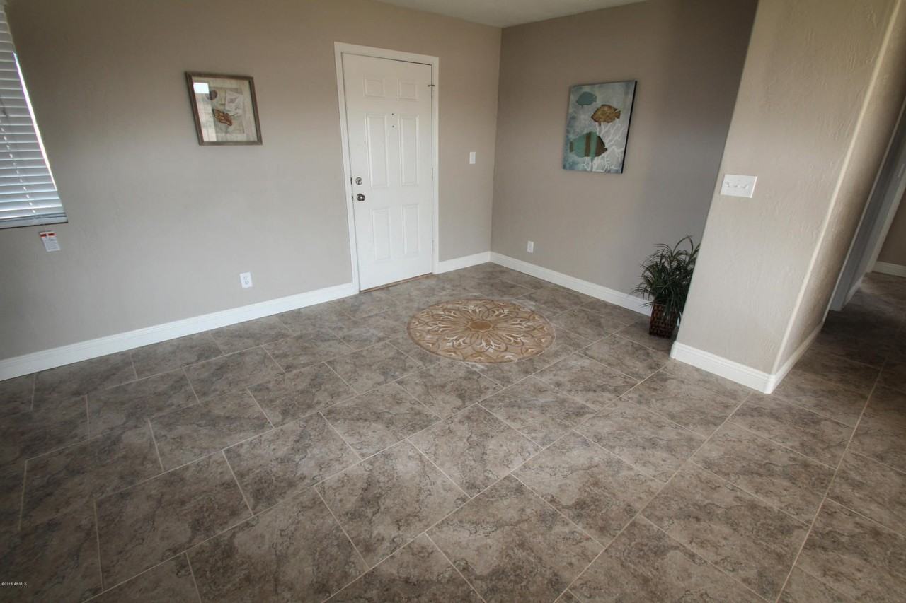 3720 N Kiami Dr - Photo 2 of 11