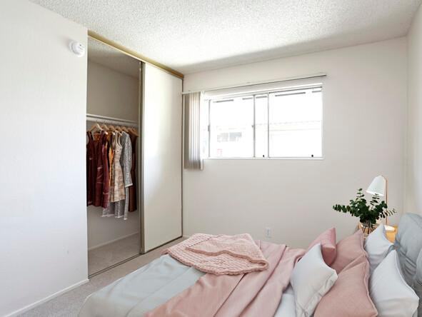 405 Rancho Arroyo Pkwy - Photo 2 of 6