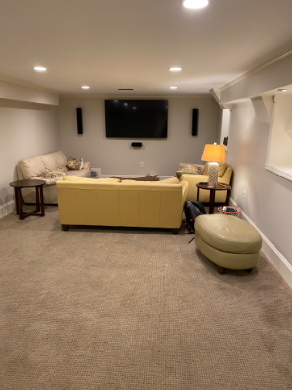 1233 S Oakcrest Rd - Photo 3 of 12