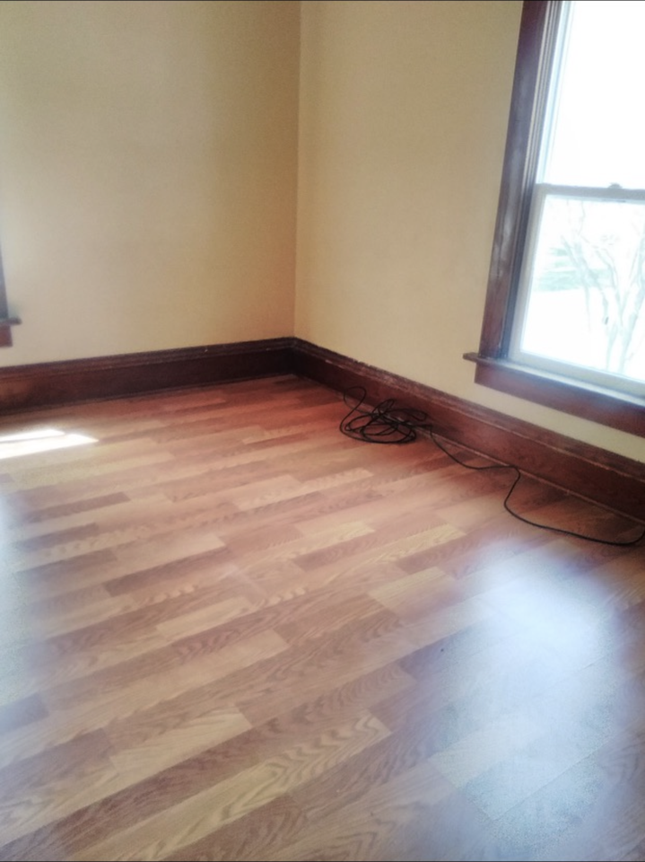 312 W 4th St #4 - Photo 2 of 4