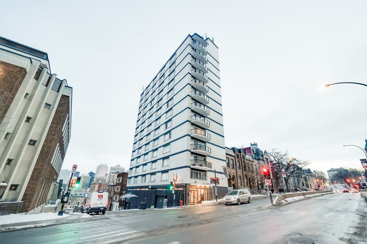 500 Avenue des Pins 501, Montréal, QC H2W 1S7 Studio Apartment for