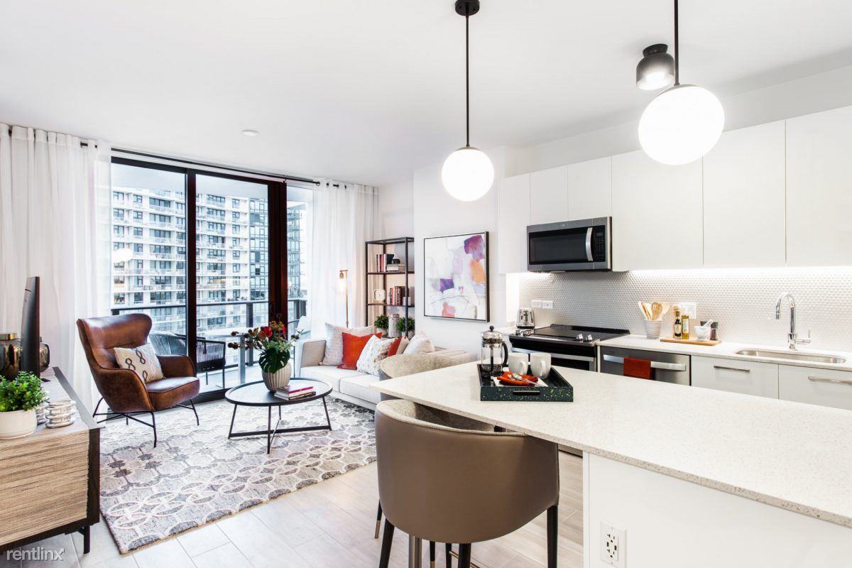 Gio Midtown - Photo 3 of 9