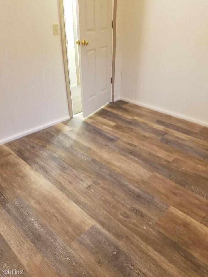 11954 Main St - Photo 2 of 3