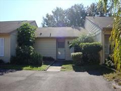 368 Estero Ct - Photo 2 of 10