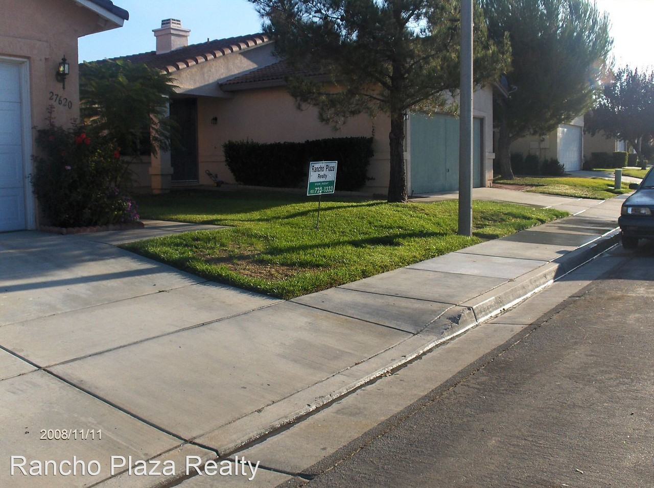 27620 Parkside Dr - Photo 2 of 7