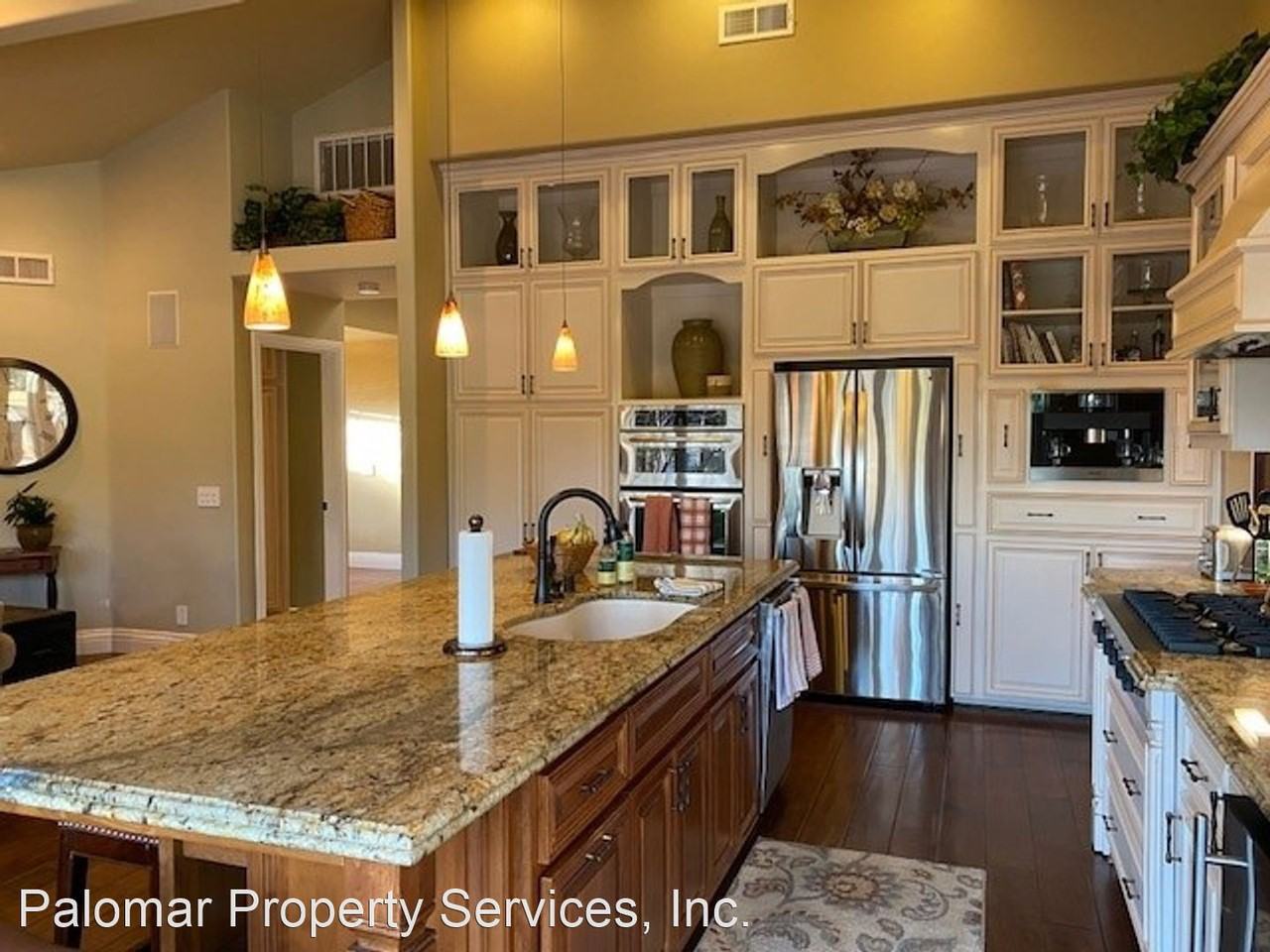 3212 Avenida Reposo - Photo 3 of 11