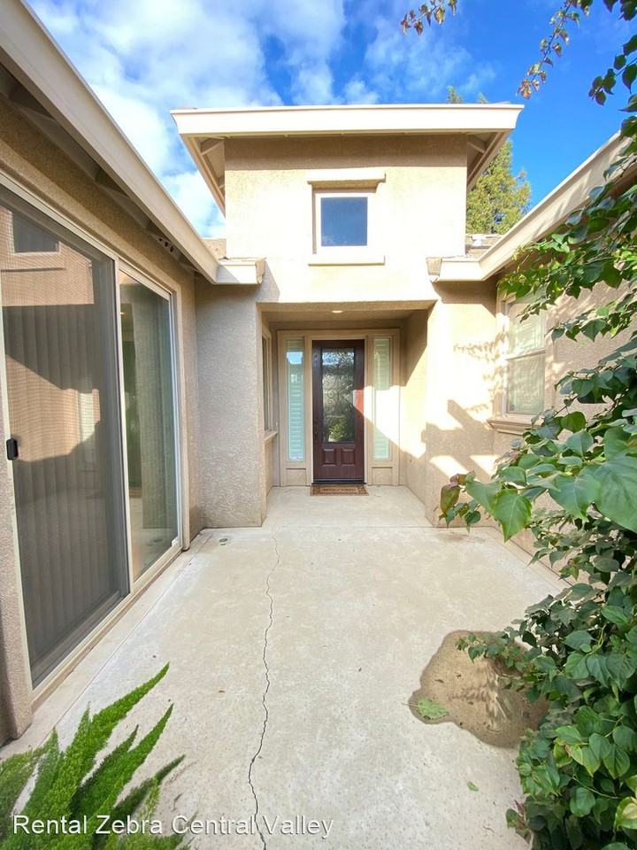 1945 El Portal Dr - Photo 2 of 23