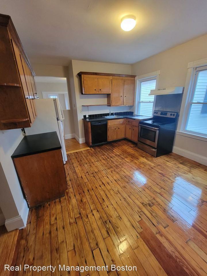 38 Thornton St - Photo 3 of 6