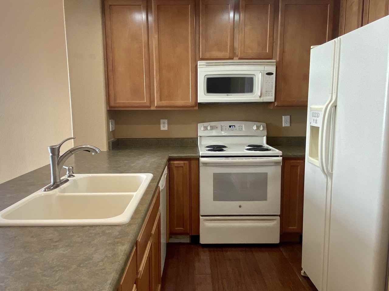 15934 E Geddes Ln #46 - Photo 3 of 11