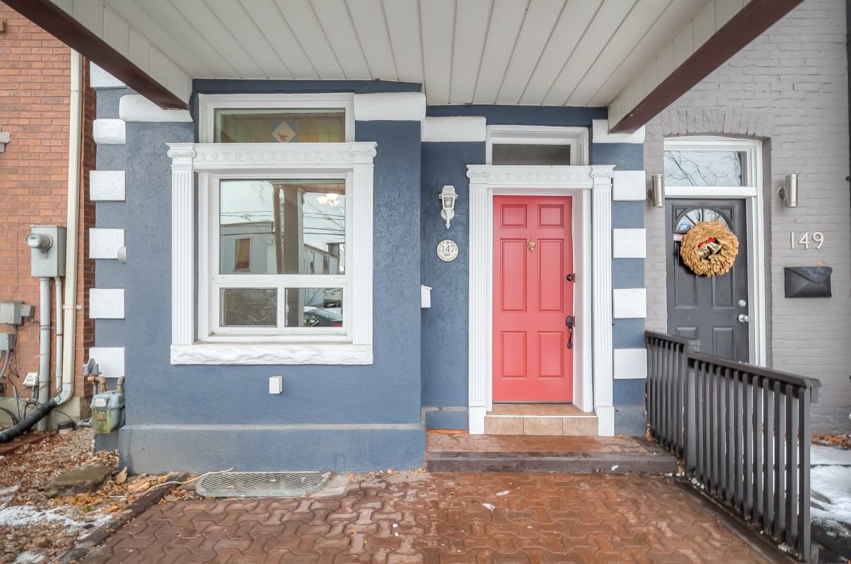 147 Vine Ave - Photo 2 of 43