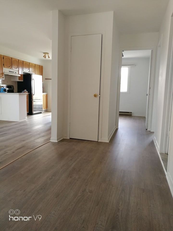 1237 Rue Perras - Photo 2 of 13