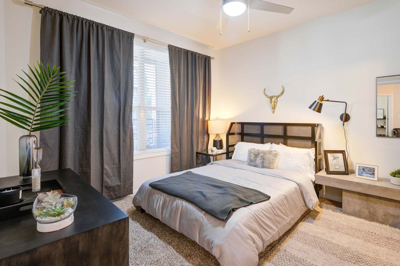 IMT Prestonwood - Photo 2 of 27