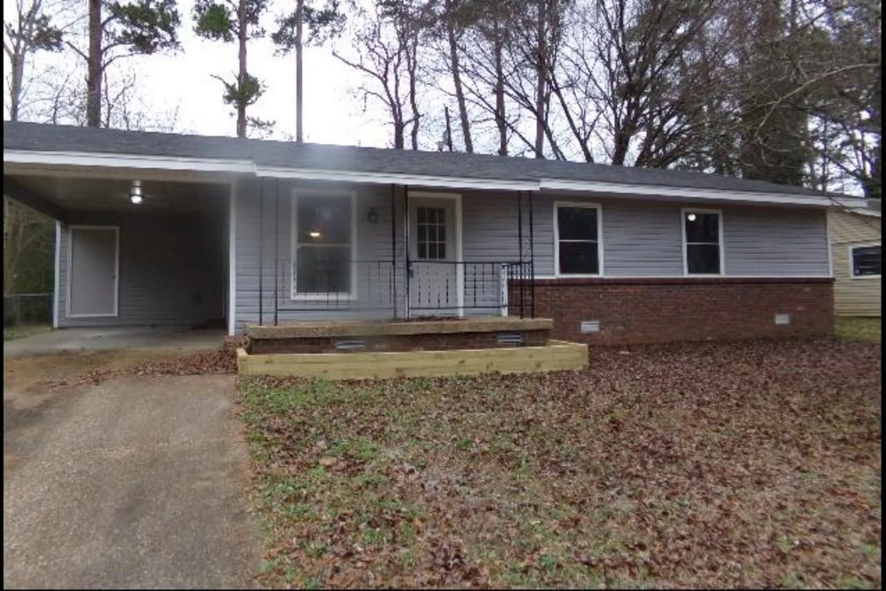 8 Brookway Ln - Photo 2 of 10