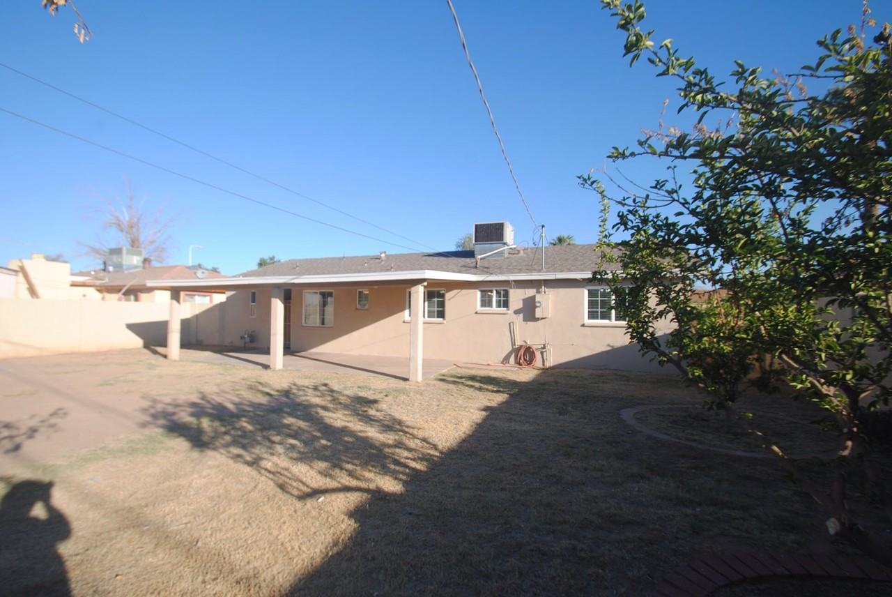 3535 W San Miguel Ave - Photo 2 of 15