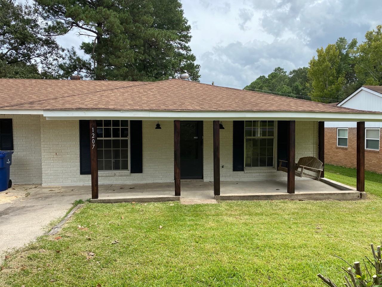 1207 S 10th St #1 - Photo 5 of 9