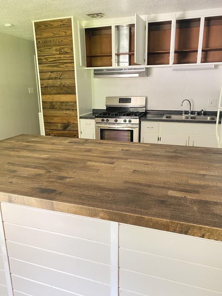 1207 S 10th St #1 - Photo 6 of 9