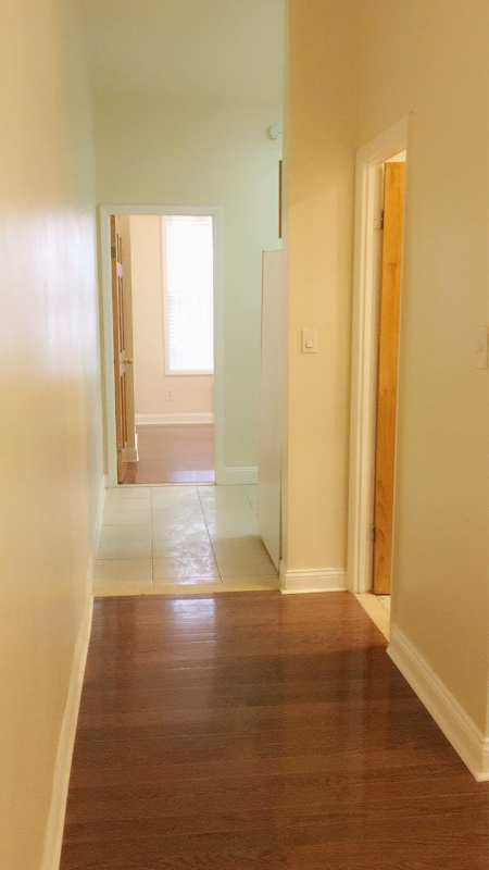 2206 128th St #1 - Photo 3 of 5