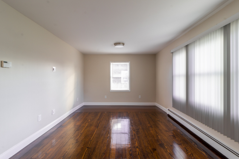 39 Case Ave #1 - Photo 3 of 6