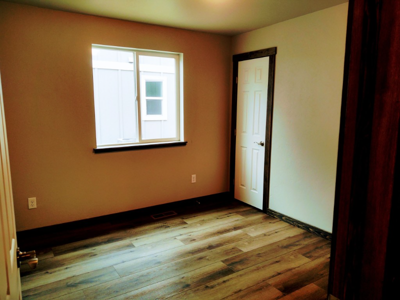 1383 Destiny Ln - Photo 7 of 10