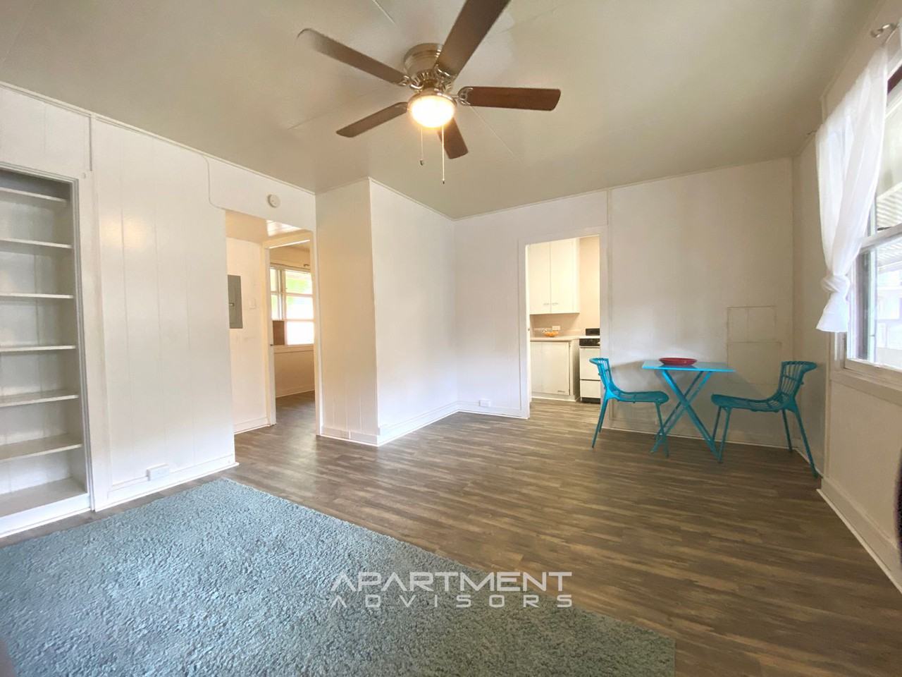 735 735 & 737 McCully St #11 - Photo 4 of 11