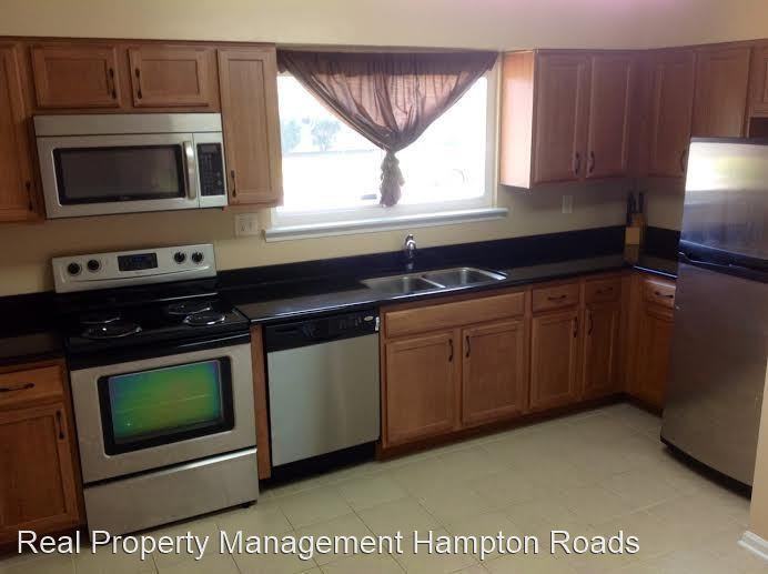 1083 Tall Oak Dr - Photo 2 of 12