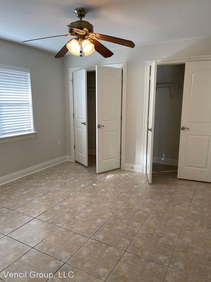 1257-1259 Arthur - Photo 3 of 11