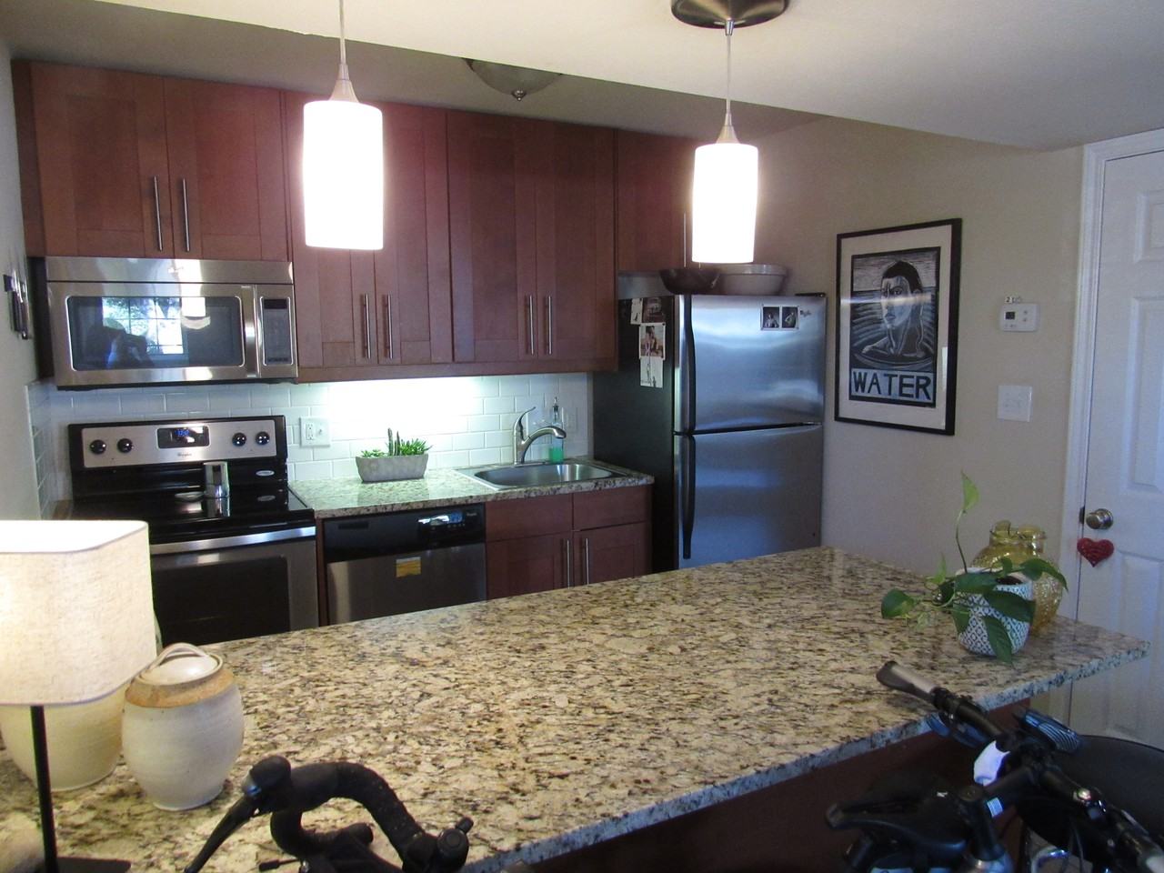 7685 Northcross Dr - Photo 3 of 9